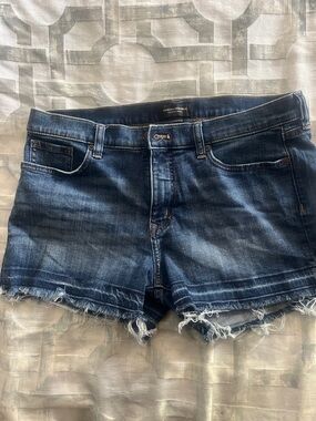 Banana Republic Premium Denim Shorts. Size 8.